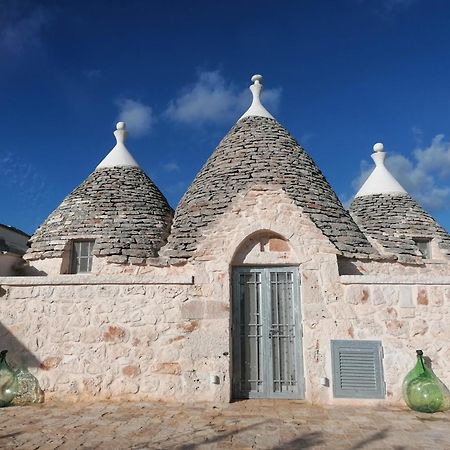 Гостевой дом Trullo Del Sol Челье-Мессапика Экстерьер фото