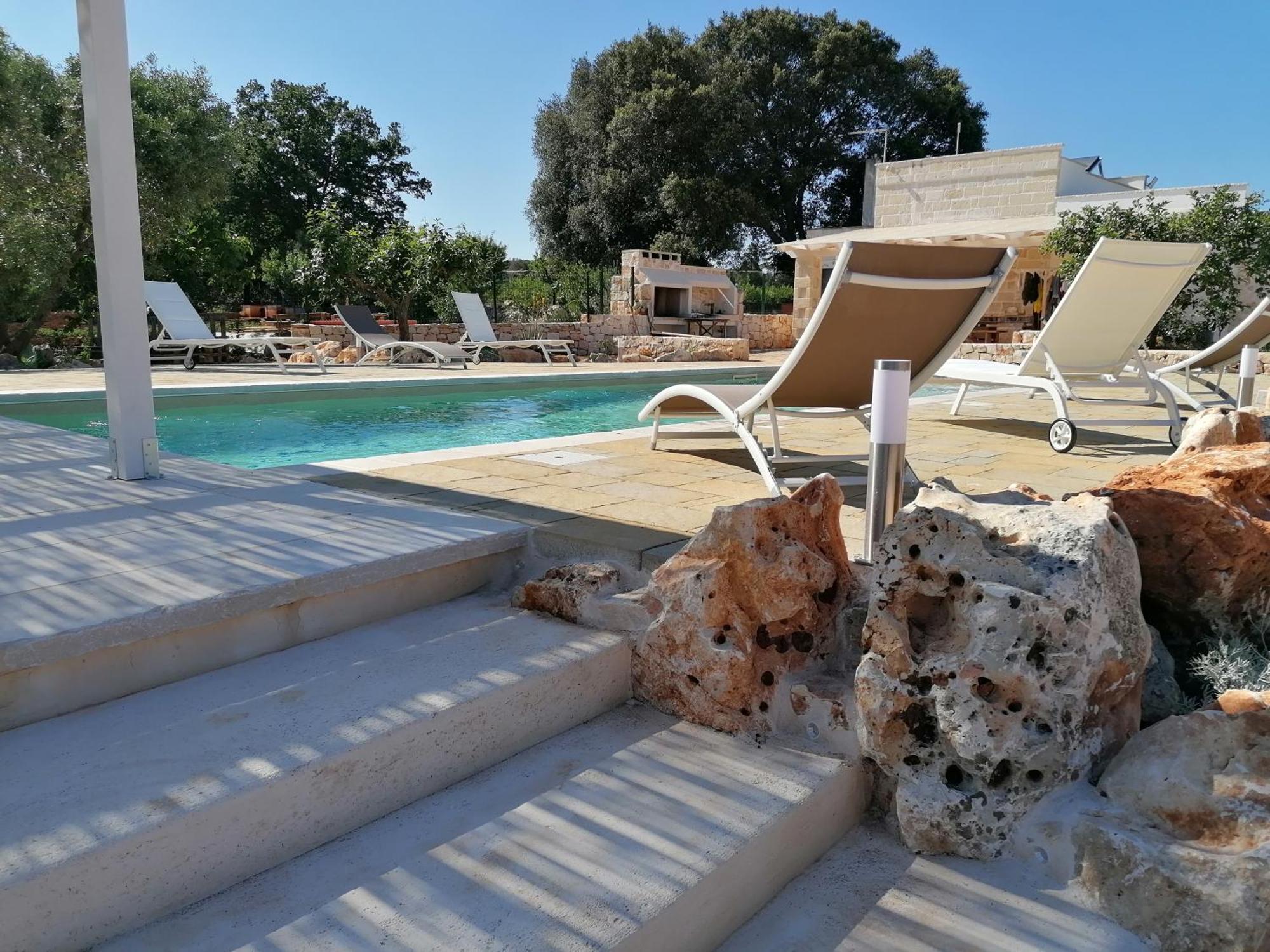 Гостевой дом Trullo Del Sol Челье-Мессапика Экстерьер фото
